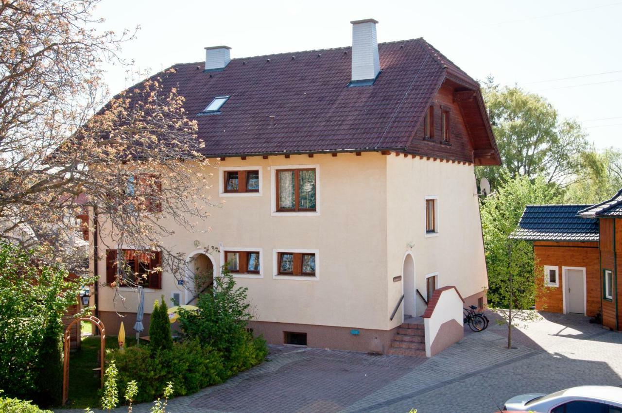 Apartments Himmelreich Ternitz Екстериор снимка