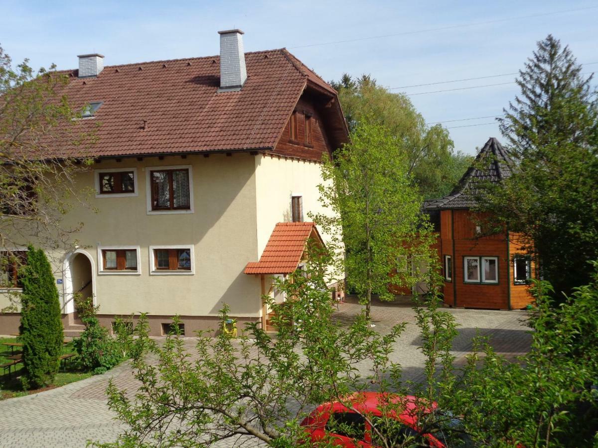 Apartments Himmelreich Ternitz Екстериор снимка