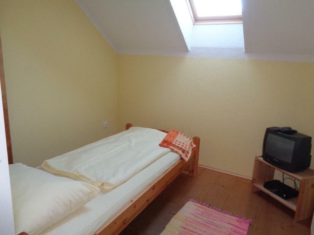 Apartments Himmelreich Ternitz Екстериор снимка